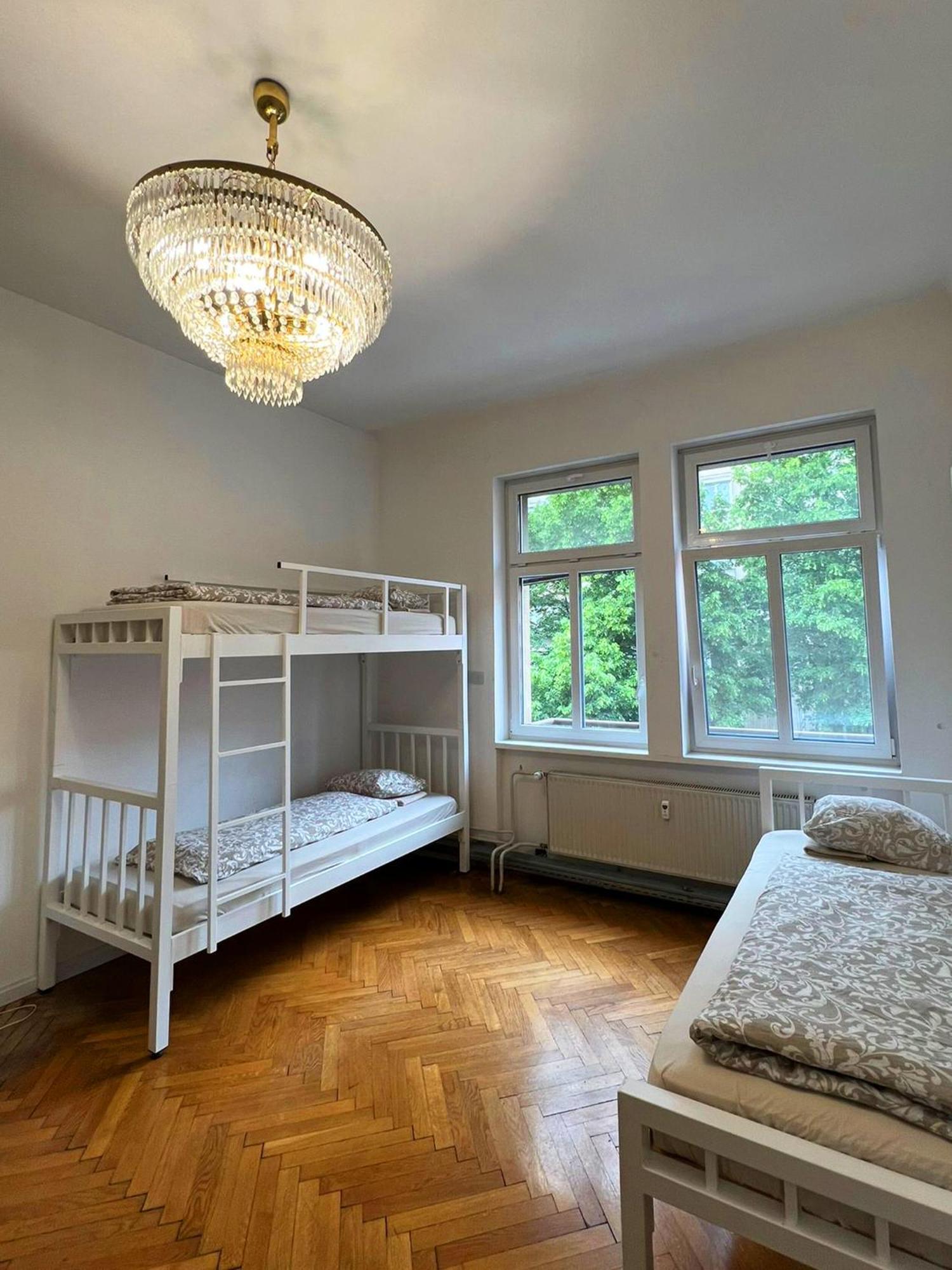 Rooms Miklosiceva Ljubljana Exterior photo