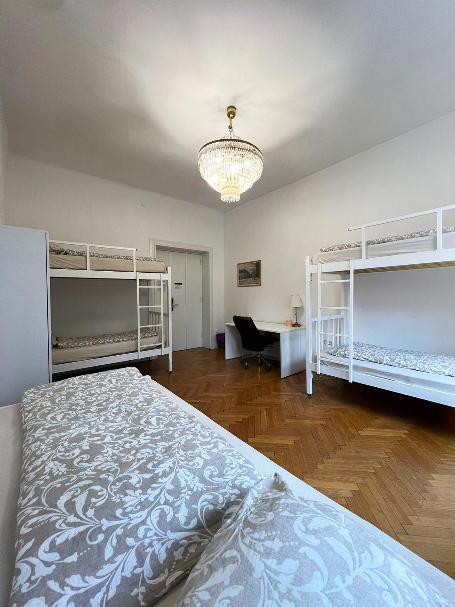 Rooms Miklosiceva Ljubljana Exterior photo