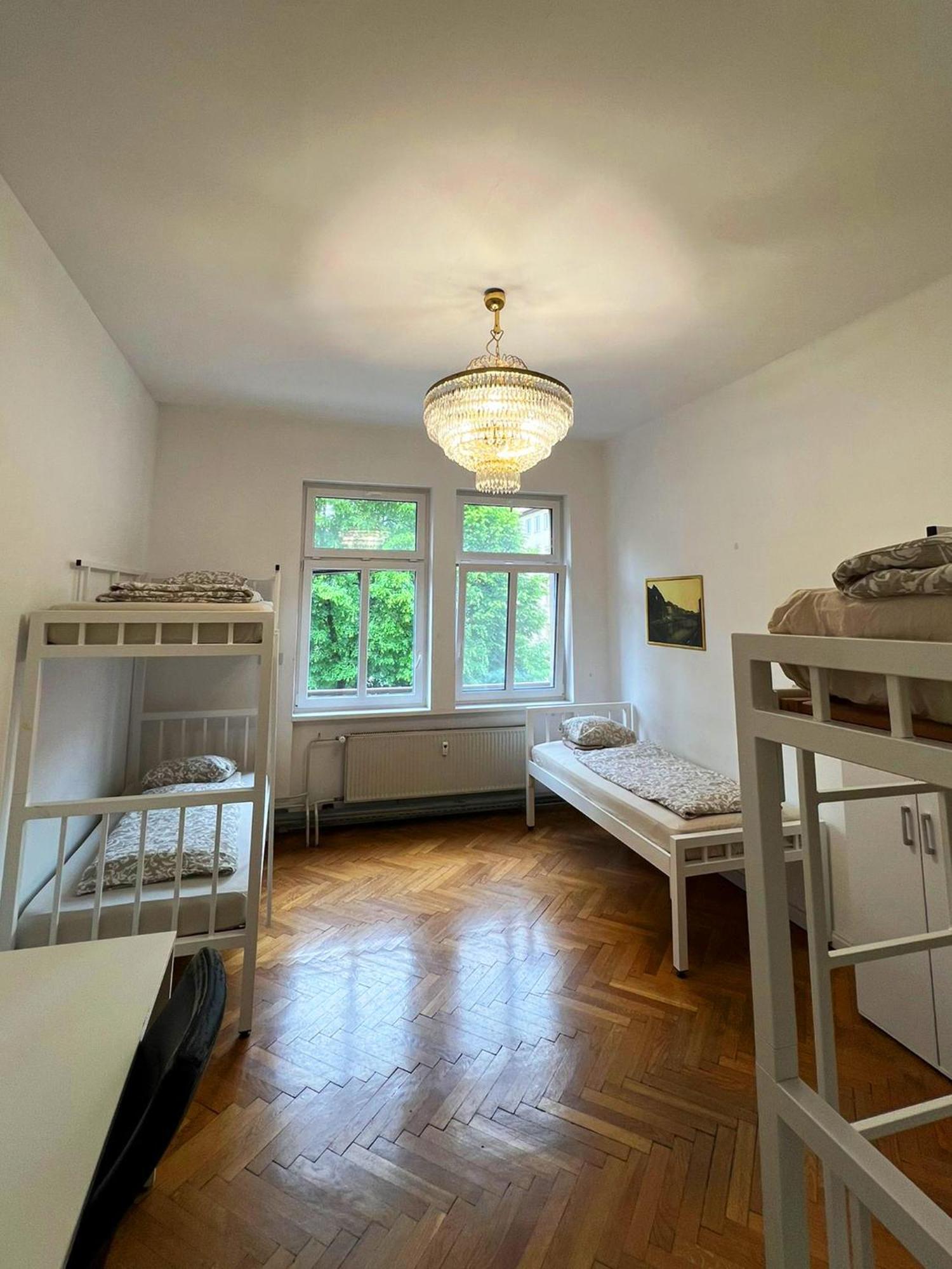 Rooms Miklosiceva Ljubljana Exterior photo